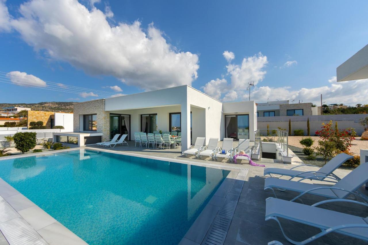 Villa Pleiades Пафос Экстерьер фото